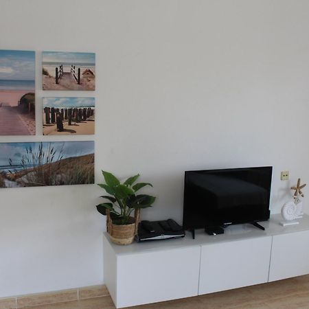 Bungalow With 2 Bedrooms And Roof Terrace In The Center Of La Zenia. Free Wifi. Orihuela Bagian luar foto