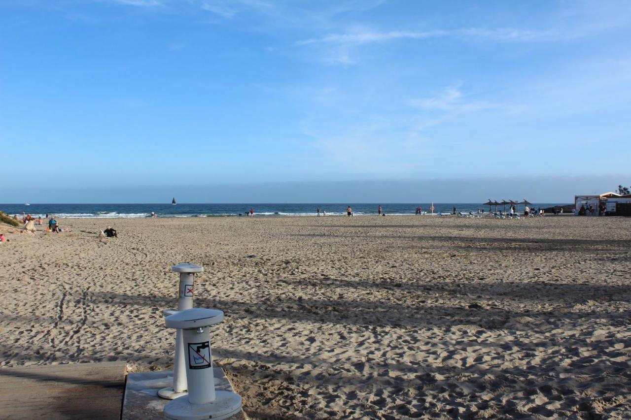 Bungalow With 2 Bedrooms And Roof Terrace In The Center Of La Zenia. Free Wifi. Orihuela Bagian luar foto