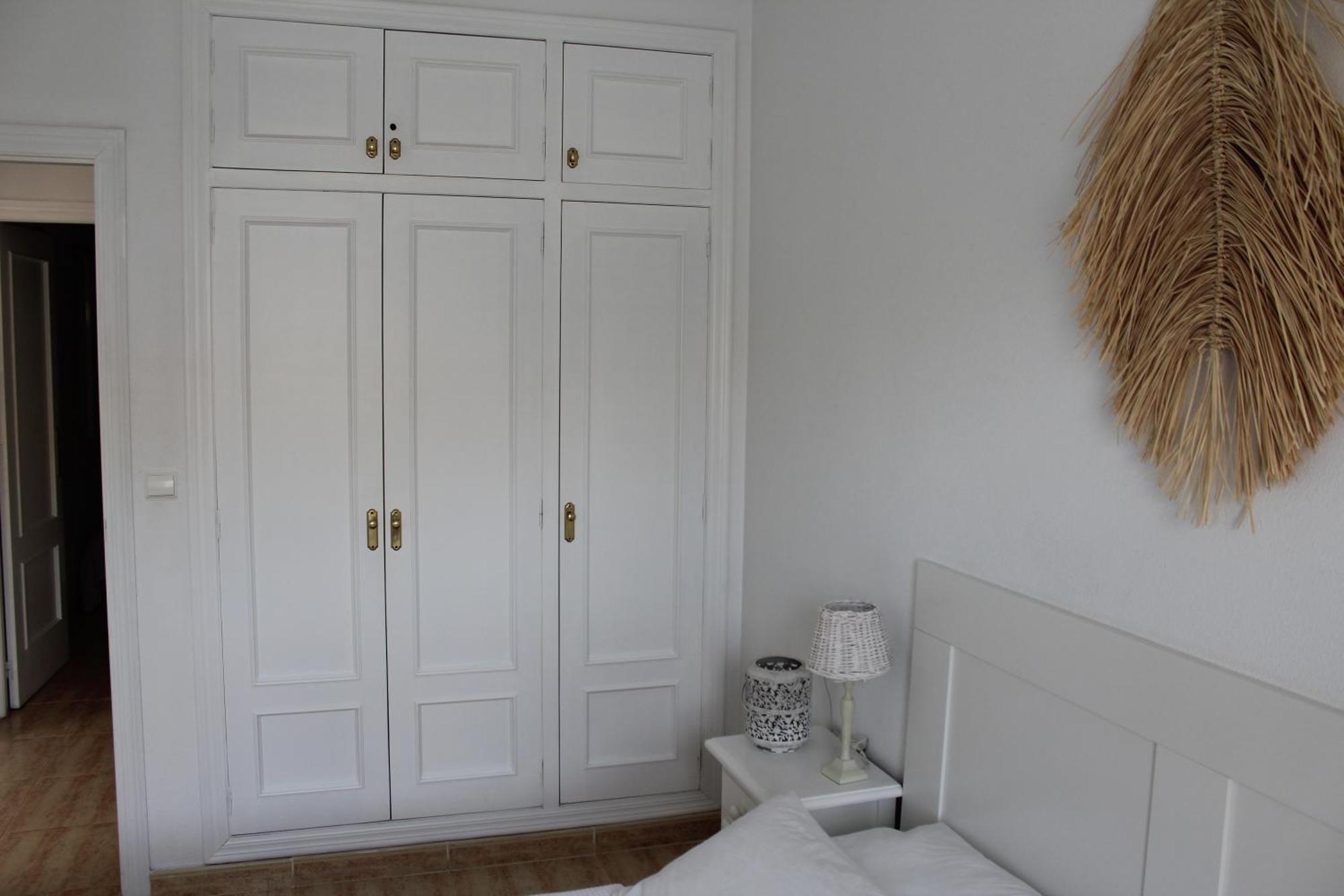 Bungalow With 2 Bedrooms And Roof Terrace In The Center Of La Zenia. Free Wifi. Orihuela Bagian luar foto