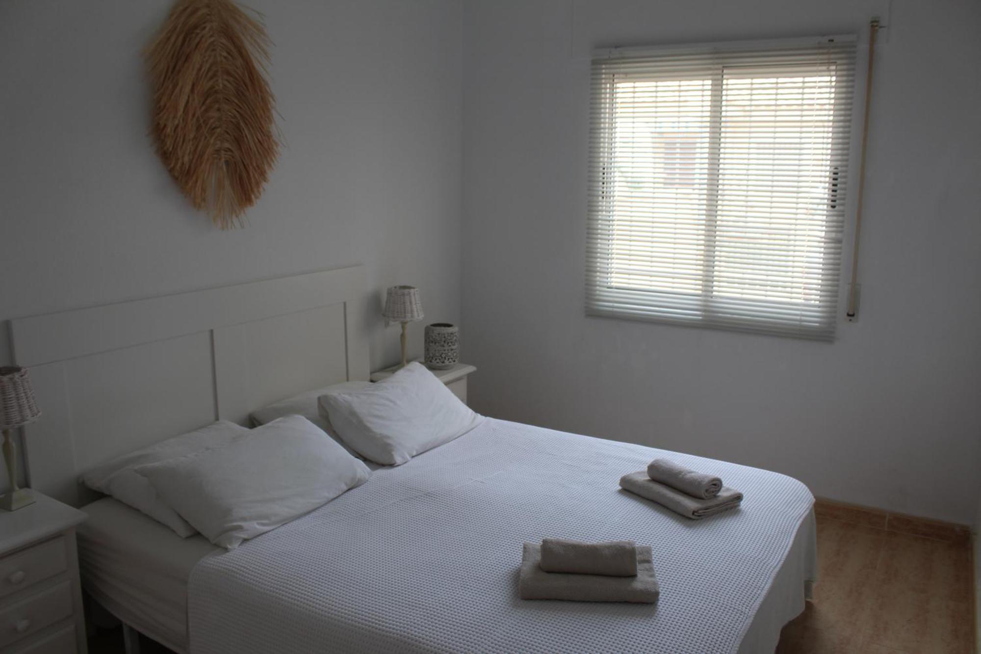 Bungalow With 2 Bedrooms And Roof Terrace In The Center Of La Zenia. Free Wifi. Orihuela Bagian luar foto